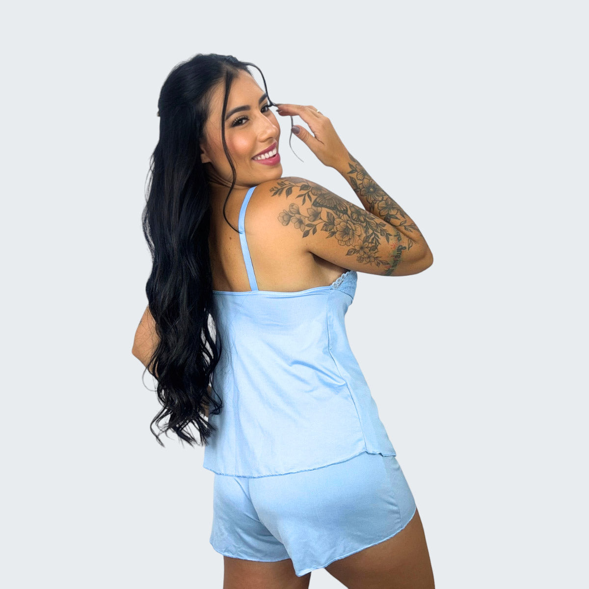 Short Doll Amamentação Detalhe em Renda em azul, vista traseira.