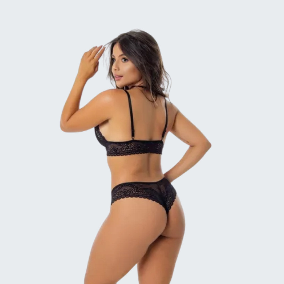 Conjunto Lingerie Renda Calcinha e Sutiã Sensual em preto, vista traseira.