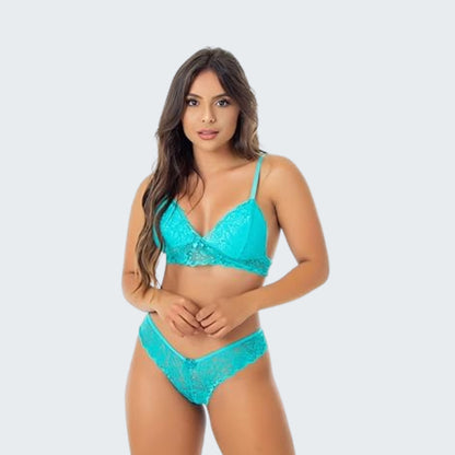 Conjunto Lingerie Renda Calcinha e Sutiã Sensual em verde, vista frontal.
